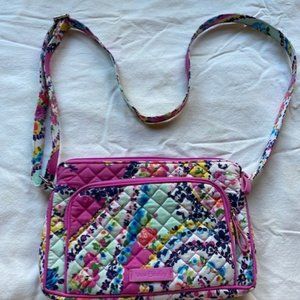 Vera Bradley Crossbody Purse Wildflower Pasley, Like New